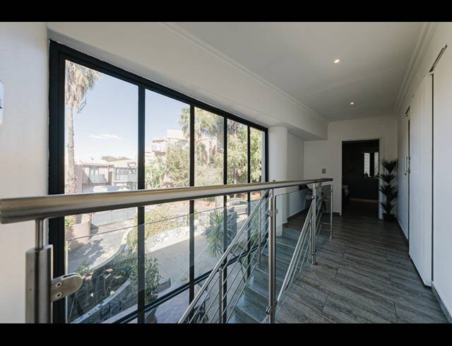 2 BEDROOM TOWNHOUSE FOR SALE IN BASSONIA